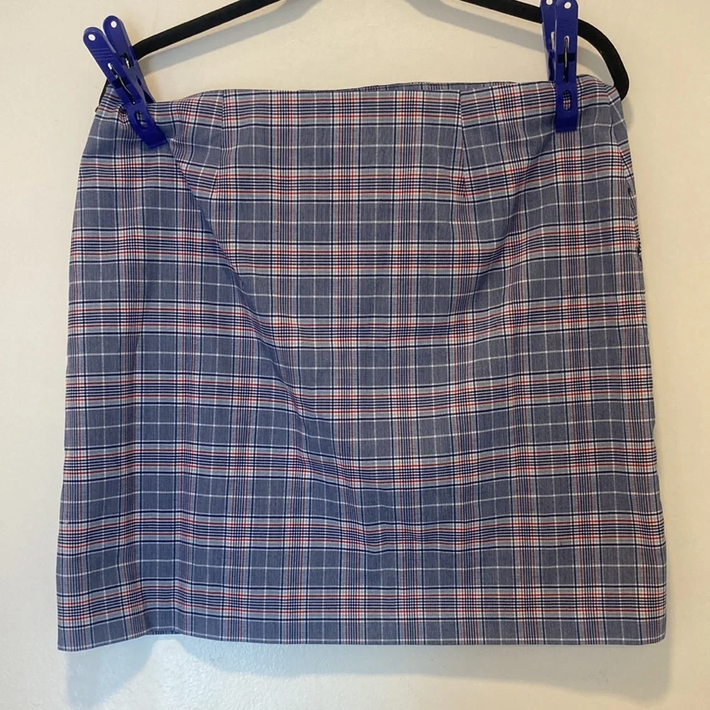 Riley & Rae Red, White, Blue Plaid Mini Skirt Size 12